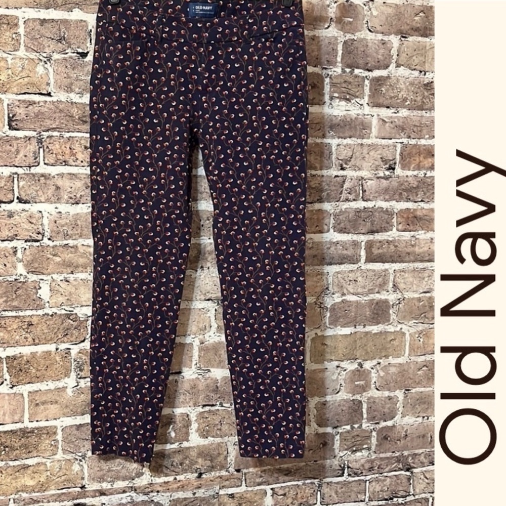 Old Navy‎ Pixie Pants
